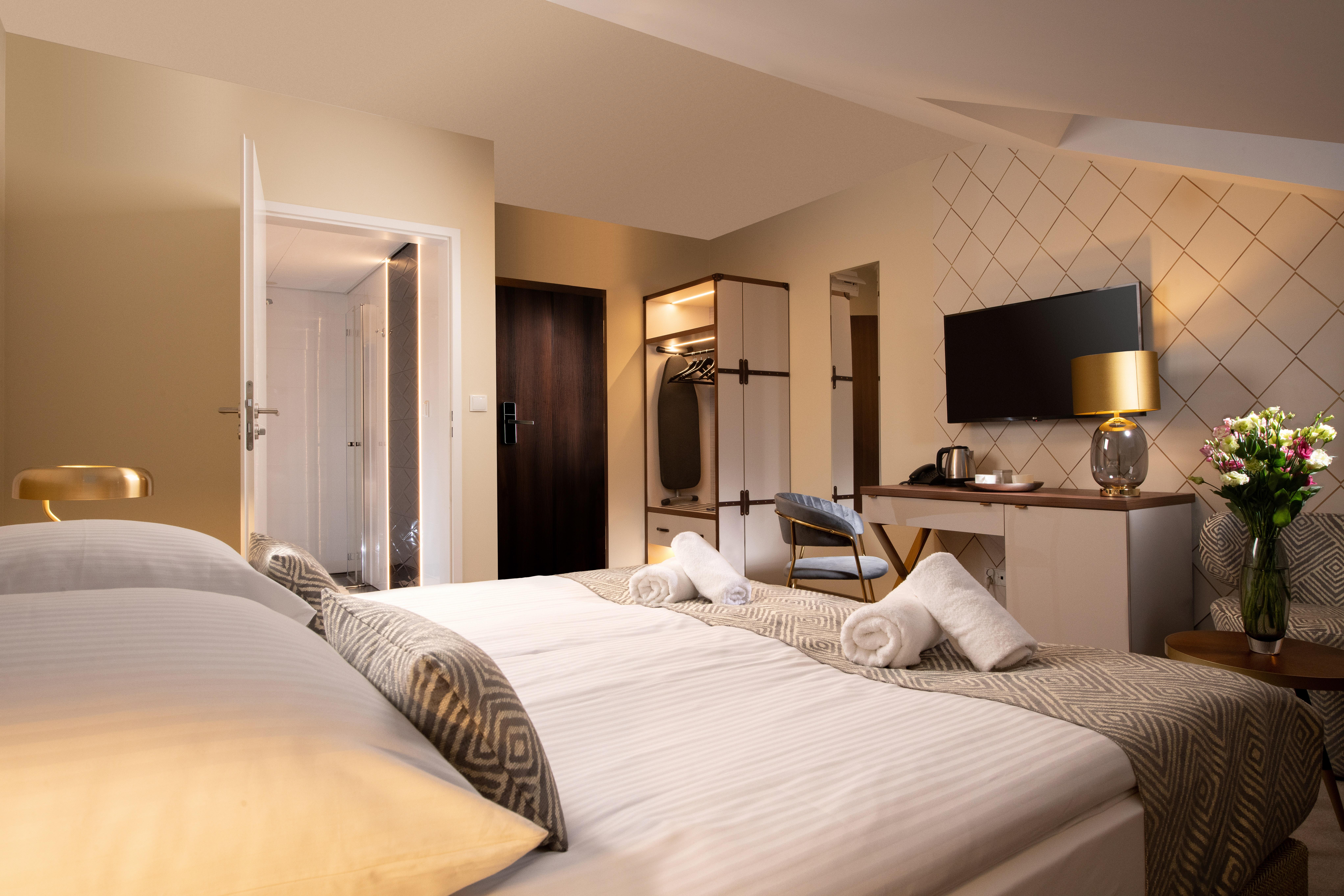 Xerion Hotel (Adults Only) Krakow Ngoại thất bức ảnh