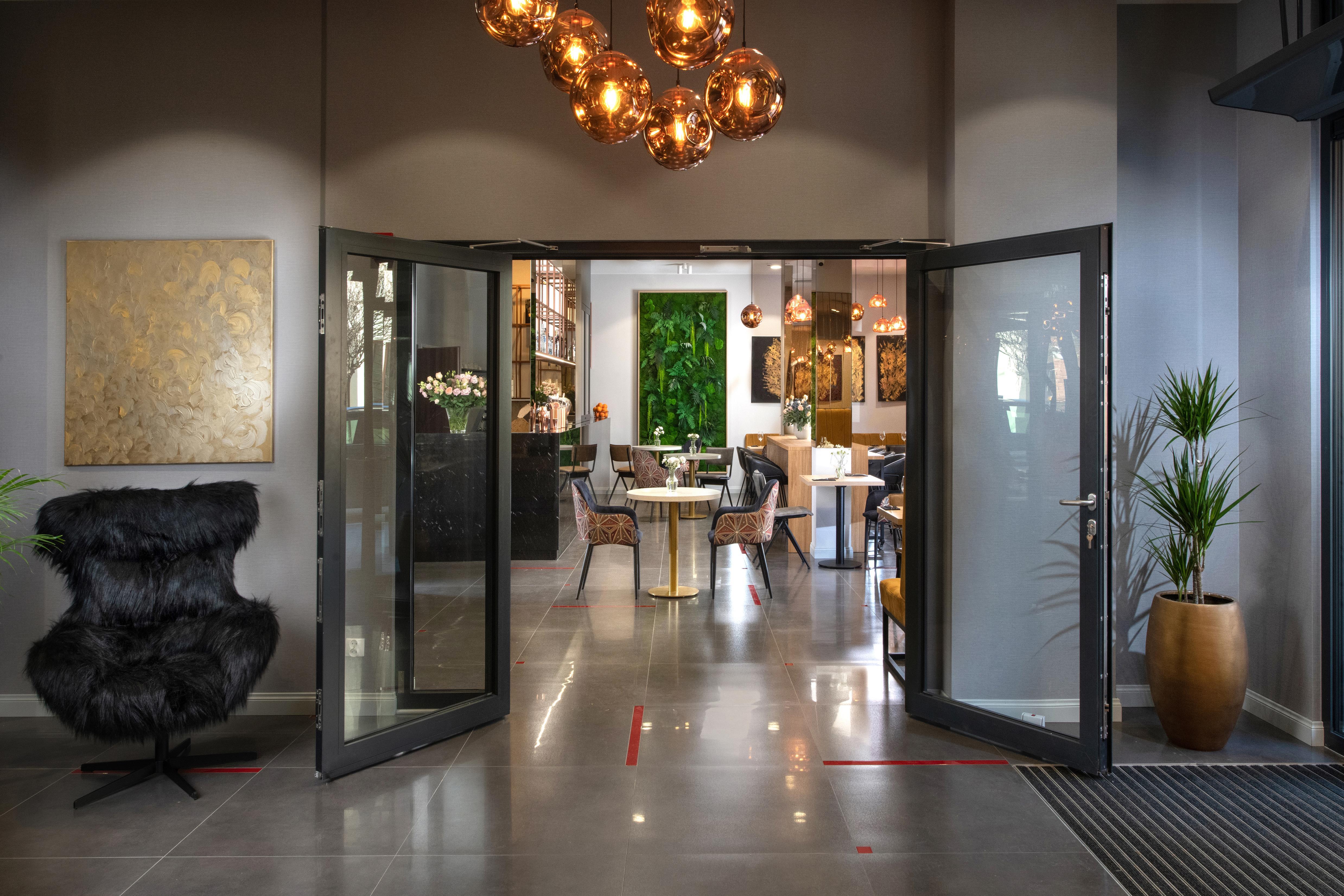 Xerion Hotel (Adults Only) Krakow Ngoại thất bức ảnh